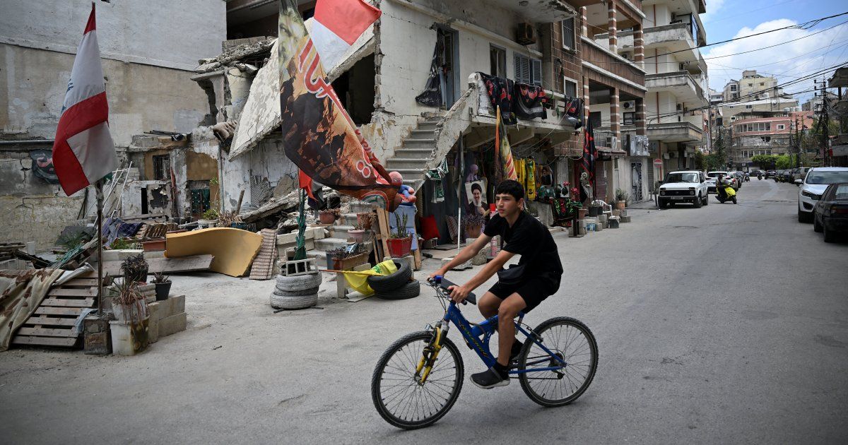 Can deconfliction and disarmament efforts be reconciled in Lebanon simultaneously?