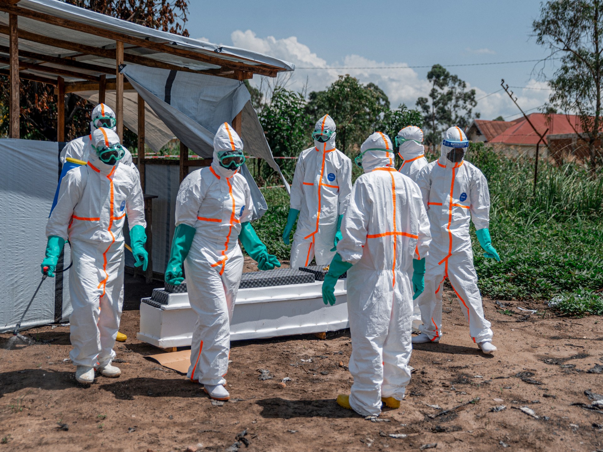 Humanitarian Aid Essential in Stopping Ebola Outbreak