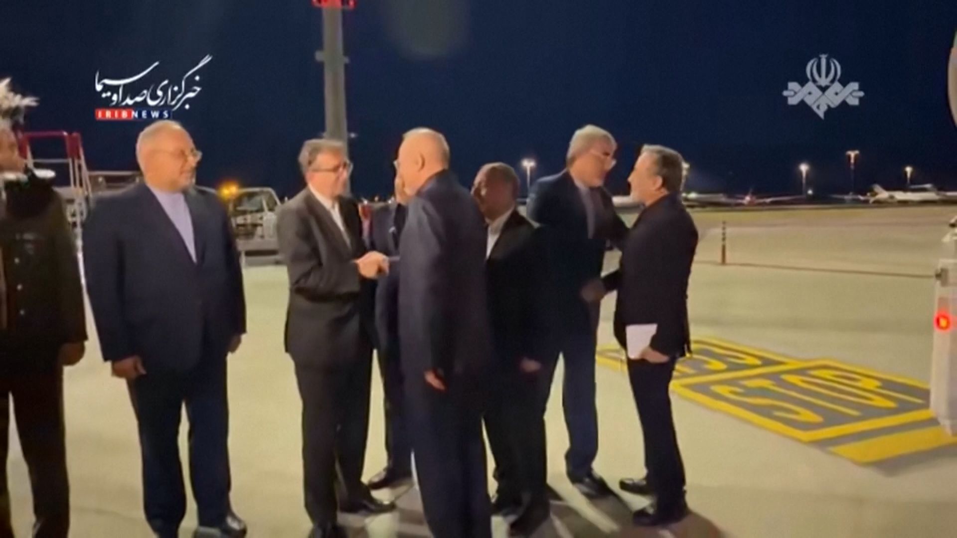 Iranian Delegation Arrives in Switzerland for US Peace Talks