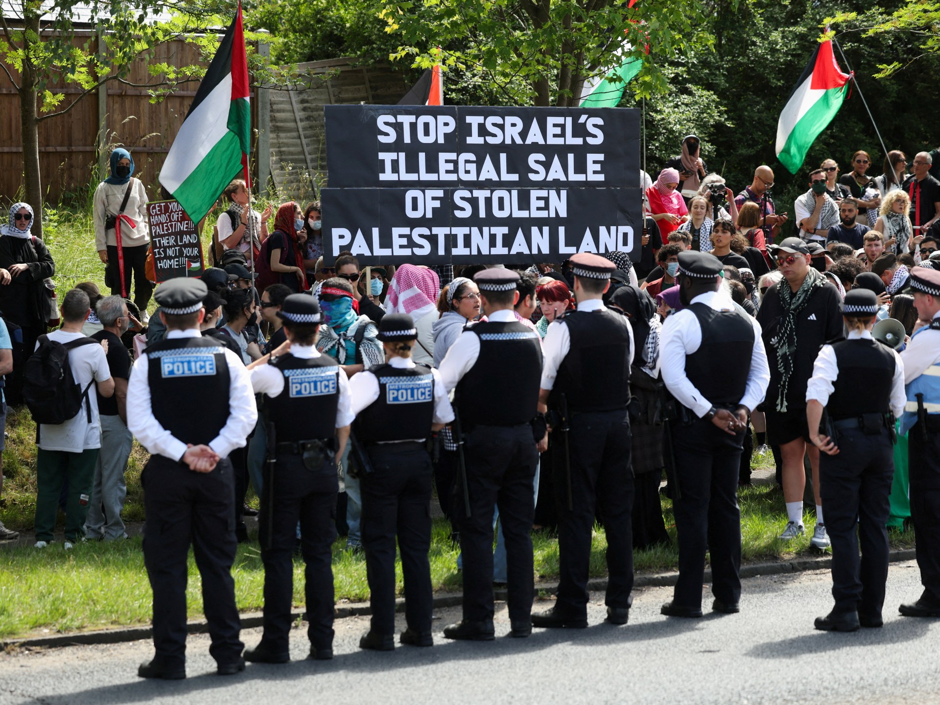 London Protesters Condemn Illegal Israeli Settlement Land Sale