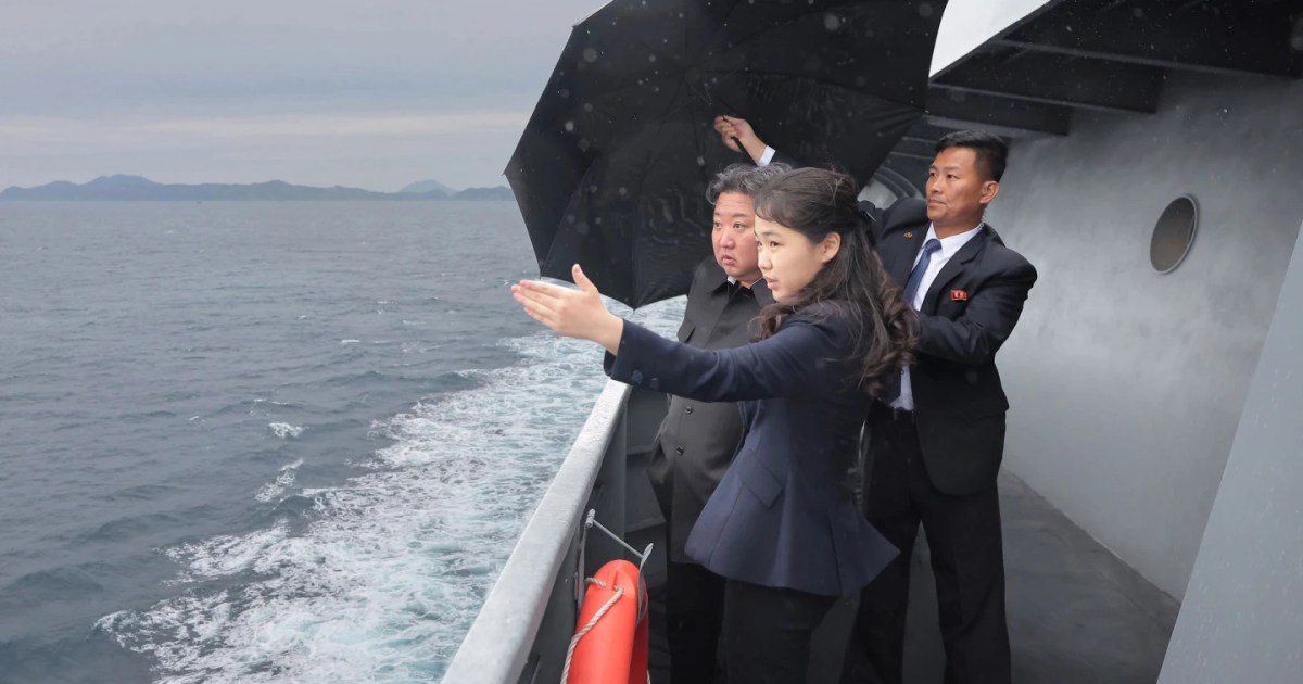 North Koreas Kim Orders Navy to Build 10,000-Tonne Destroyer