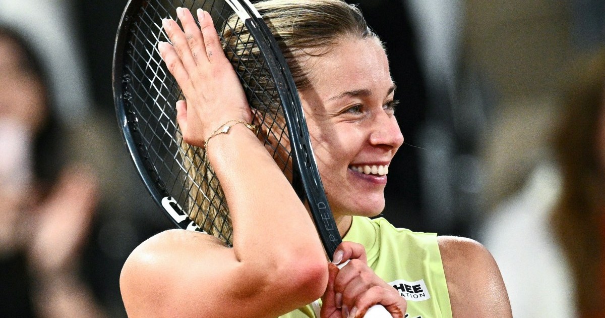 Qualifier Chwalinska Advances to French Open Final Against Andreeva