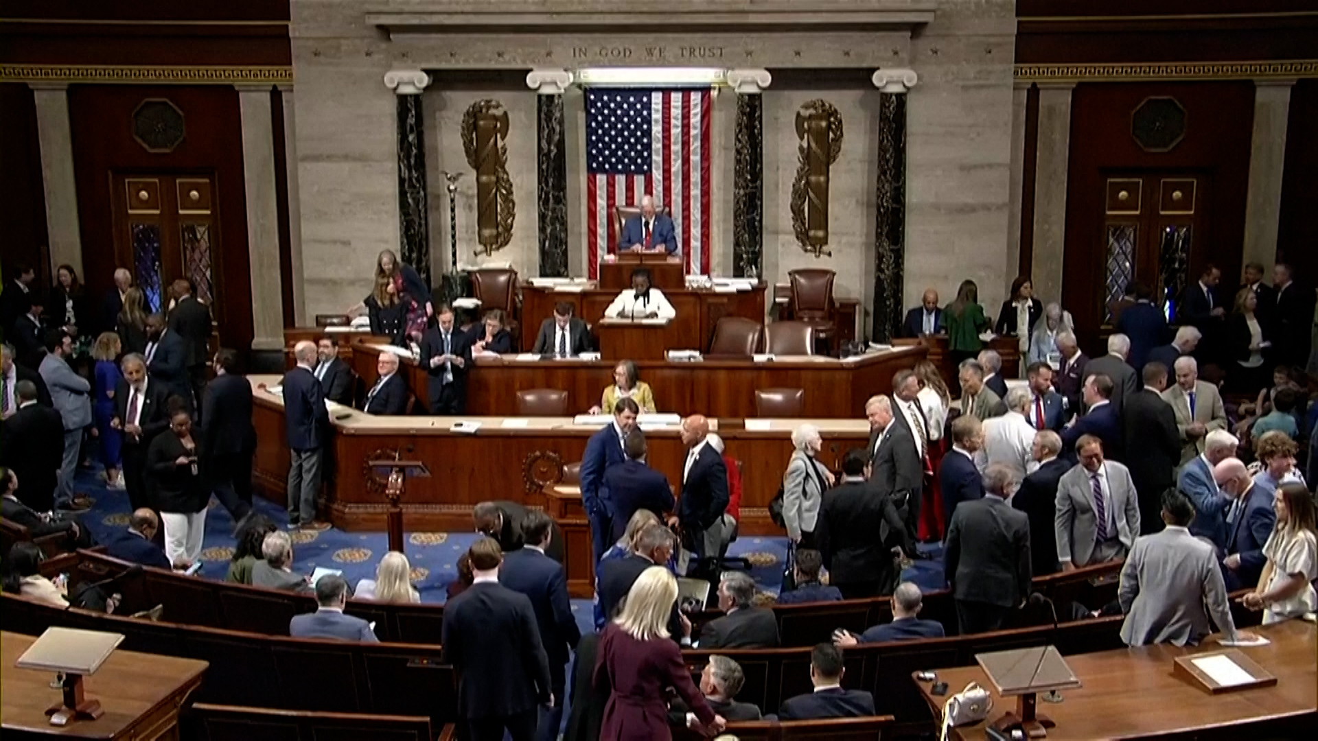 US House of Representatives Votes to Block Further War on Iran