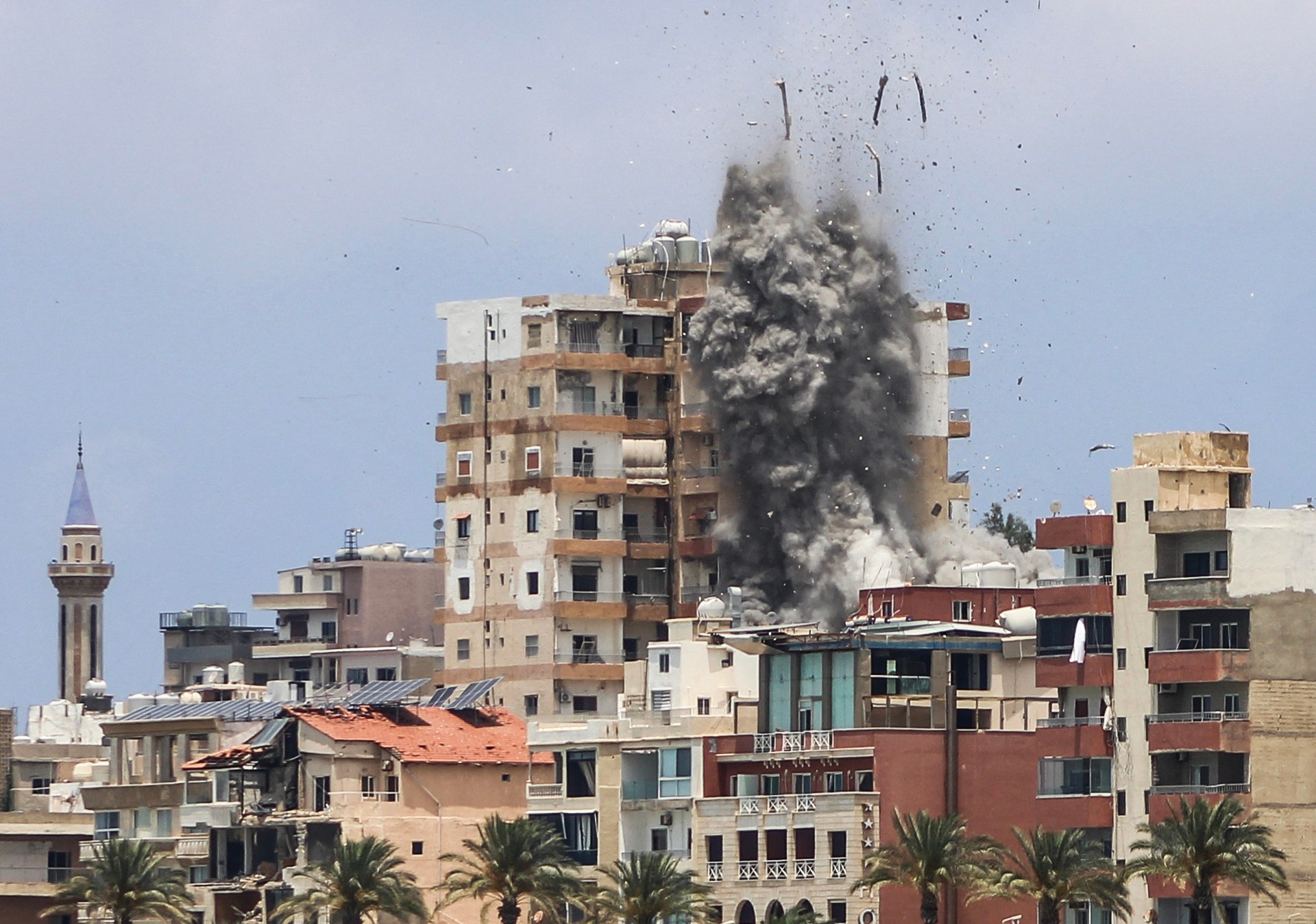 US President Trump Announces Final Stages of Peace Deal Amid Lebanon Violence